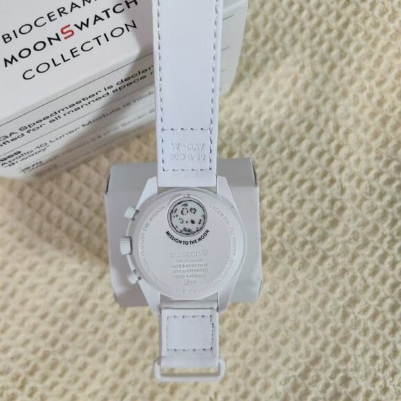 Mission watch with white full moon pattern - Picture 2 of 8